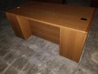 WOOD DESK