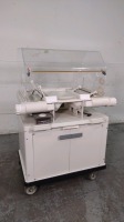 OHMEDA OHIO CARE PLUS 4000 INFANT INCUBATOR (PARTS UNIT)