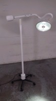 RITTER/MIDMARK 355 OR LIGHT ON ROLLING STAND