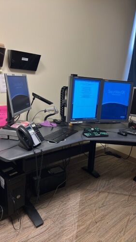 SECURVIEW DX VIEWING STATION WITH (2) BARCO MDMG 5221 MONITORS AND HOLOGIC PAD LOCATION: GUILD BUILDING / IMAGING CENTER – 825 WASHINGTON ST NORWOOD MA