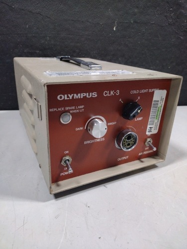 OLYMPUS CLK-3 LIGHT SOURCE