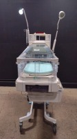 OHMEDA GIRAFFE OMNIBED INFANT INCUBATOR