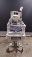 OHMEDA GIRAFFE OMNIBED INFANT INCUBATOR