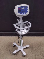 WELCH ALLYN 53SOO PATIENT MONITOR