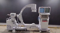 GE OEC 9800 PLUS C-ARM SYSTEM WITH 9 INCH II TO INCLUDE DUAL MONITOR WORKSTATION WITH HAND CONTROL (SERIAL# 8S-2850) (DOM: 7/2005)