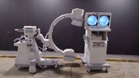 GE FLEXIVIEW 8800 C-ARM SYSTEM WITH 12 INCH II TO INCLUDE DUAL MONITOR WORKSTATION WITH HAND CONTROL (SERIAL# SA-0642) (DOM: 4/2004)