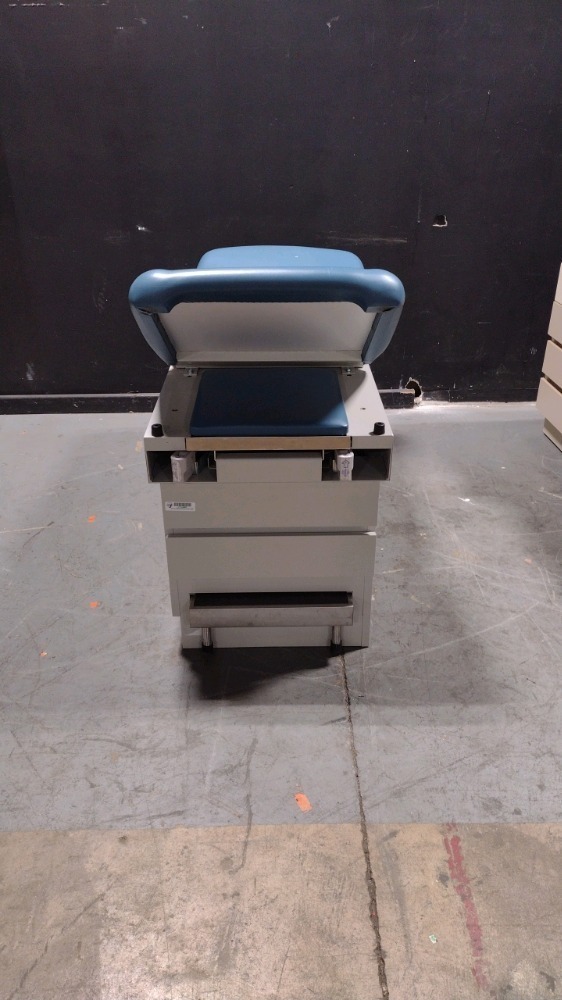CLAFLIN ADVANTAGE II EXAM TABLE LOCATED AT 3325 MOUNT PROSPECT RD ...