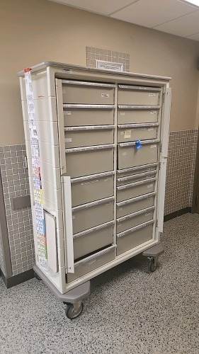 HERMANMILLER CART, WHITE, 18-DRAWER VERTICAL SUPPLY CART LOCATED AT 2661 CO. HWY I, CHIPPEWA FALLS, WI 54729