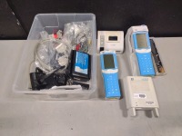 LOT OF 2 ABBOTT I-STAT 1 300W I-STAT1 WIRELESS ANALYERS WITH DOCK PRINTER AND DOWNLOADER LOCATED AT 3325 MOUNT PROSPECT RD. FRANKLIN PARK, IL 60131