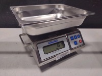 HEALTH O METER 3400KL DIGITAL SCALE LOCATED AT 3325 MOUNT PROSPECT RD. FRANKLIN PARK, IL 60131