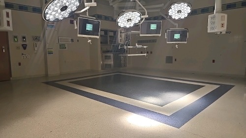 STRYKER VISUM 2 CEILING MOUNT DUAL HEAD SURGICAL LIGHTS WITH QTY. 2 CONTROL PANELS, VISIONPRO LED DISPLAY MONITOR, SINGLE HEAD SURGICAL LIGHT WITH DUAL VISIONPRO LED DISPLAY MONITOR, SWITCHPOINT INFINITY 3 MEDIA ROUTER, VISUM LED SURGICAL LIGHT SYSTEM QTY