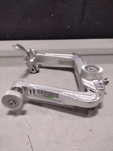 INTEGRA MAYFIELD SKULL CLAMP LOCATED AT 3325 MOUNT PROSPECT RD. FRANKLIN PARK, IL 60131