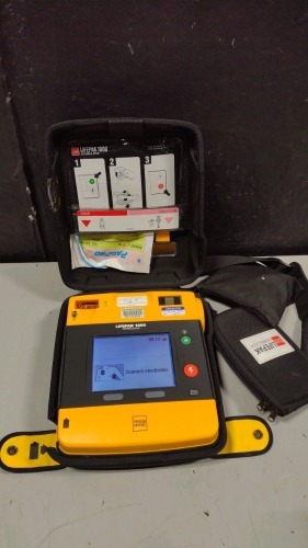 PHYSIO CONTROL LIFEPAK 1000 DEFIBRILLATOR LOCATED AT 3325 MOUNT PROSPECT RD. FRANKLIN PARK, IL 60131