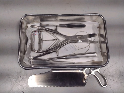 AMPUTATION INSTRUMENT SET LOCATED AT 3325 MOUNT PROSPECT RD. FRANKLIN PARK, IL 60131