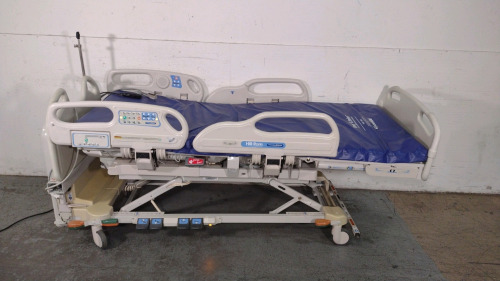 HILL-ROM P3200 VERSACARE HOSPITAL BED