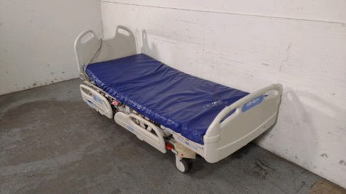 HILL-ROM P3200 VERSACARE HOSPITAL BED