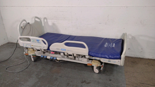 HILL-ROM P3200 VERSACARE HOSPITAL BED