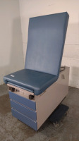 RITTER/MIDMARK 104 EXAM TABLE