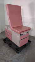 RITTER/MIDMARK 104 EXAM TABLE