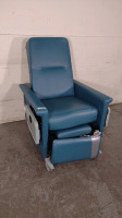 CHAMPION 85P RECLINER