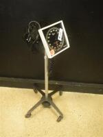 SPHYGMOMANOMETER ON ROLLING STAND