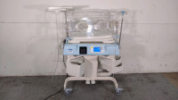 DRAGER ISOLETTE 8000 INFANT INCUBATOR