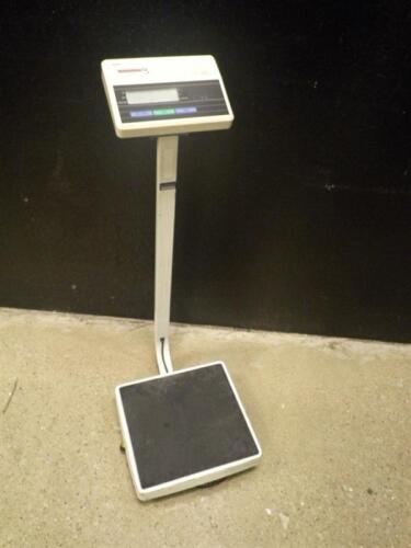 TANITA BWB-600 DIGITAL PATIENT SCALE