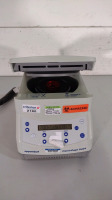 EPPENDORF 5424 CENTRIFUGE