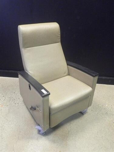 RECLINER