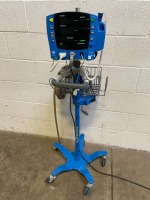 GE DYNAMAP V100 PATIENT MONITOR ON ROLLING STAND