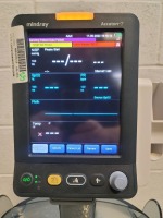 MINDRAY ACCUTORR 7 PATIENT MONITOR ON ROLLING STAND