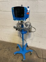 GE DYNAMAP V100 PATIENT MONITOR ON ROLLING STAND