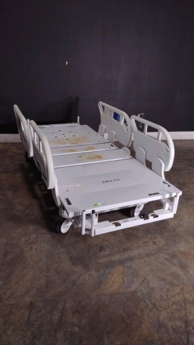 STRYKER 3002 S3 HOSPITAL BED