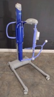 ARJO MAXI MOVE PATIENT LIFT WITH HAND CONTROL