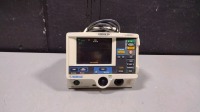 MEDTRONIC/PHYSIO-CONTROL LIFEPAK 20 DEFIB WITH PACING, 3 LEAD ECG, ANALYZE