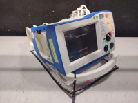 Defibrillators ZOLL R SERIES ALS DEFIB WITH PACING, 12 LEAD ECG, SPO2, ANALYZE, BATTERY (CVP - Centurion Verified Pilot)