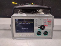 ZOLL E SERIES DEFIB WITH PACING, 12 LEAD ECG, CO2, SPO2, NIBP, ANALYZE