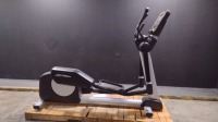 LIFE FITNESS INX ELLIPTICAL