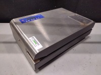 FAMOS F 108 HEAT SEALER