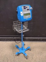 GE DINAMAP PRO 100V2 PATIENT MONITOR