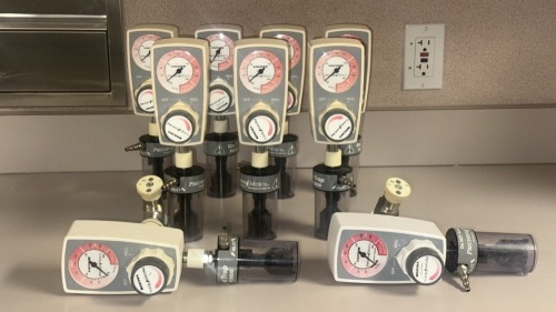 PRECISION MEDICAL PM3000 CONTINUOUS VACUUM REGULATOR QTY. 9 (located at 204 Gateway North Marble Falls, TX 78654)