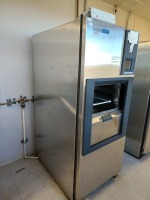 STERIS AMSCO CENTURY V-120 PREVAC STEAM STERILIZER, COI REQUIRED (located at 204 Gateway North Marble Falls, TX 78654)