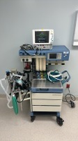 DRAGER NARKOMED GS ANESTHESIA SYSTEM WITH GE DATEX-OHMEDA CARDIOCAP 5 MONITOR (located at 204 Gateway North Marble Falls, TX 78654)