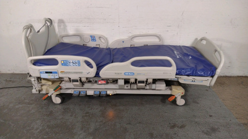 HILL-ROM P3200 VERSACARE HOSPITAL BED