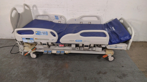 HILL-ROM P3200 VERSACARE HOSPITAL BED