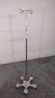 IV POLE WITH FOOTSWITCH