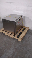 AMSCO M70WC-E WARMING CABINET