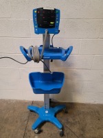 GE V100 CARESCAPE PATIENT MONITOR ON ROLLING STAND