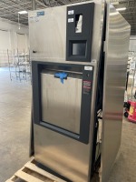 STERIS AMSCO CENTURY V-120 PREVAC STEAM STERILIZER