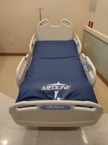 HILL-ROM VERSA CARE PATIENT BED WITH SCALE